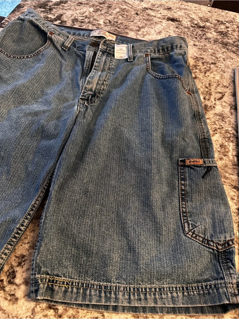 Men's Vintage Levi’s Cargo Denim Shorts - Blue size 33